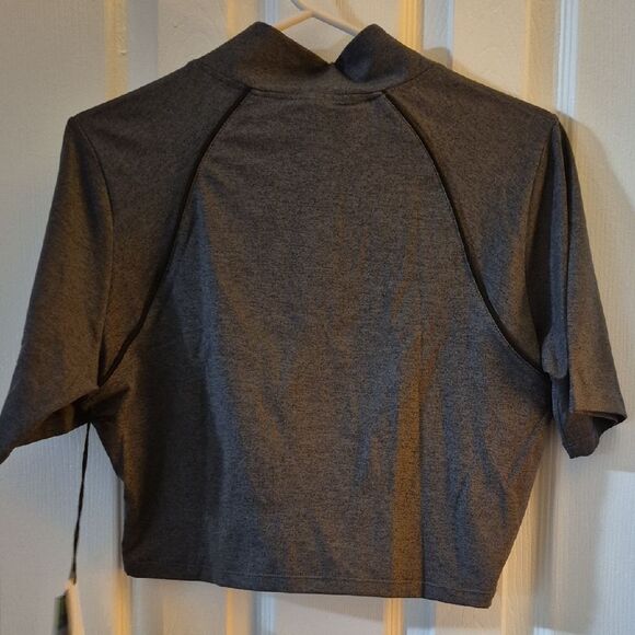 💲1️⃣0️⃣ Bundled ✔️Mono B Charcoal Cropped Top Grey Size Large - Picture 8 of 8